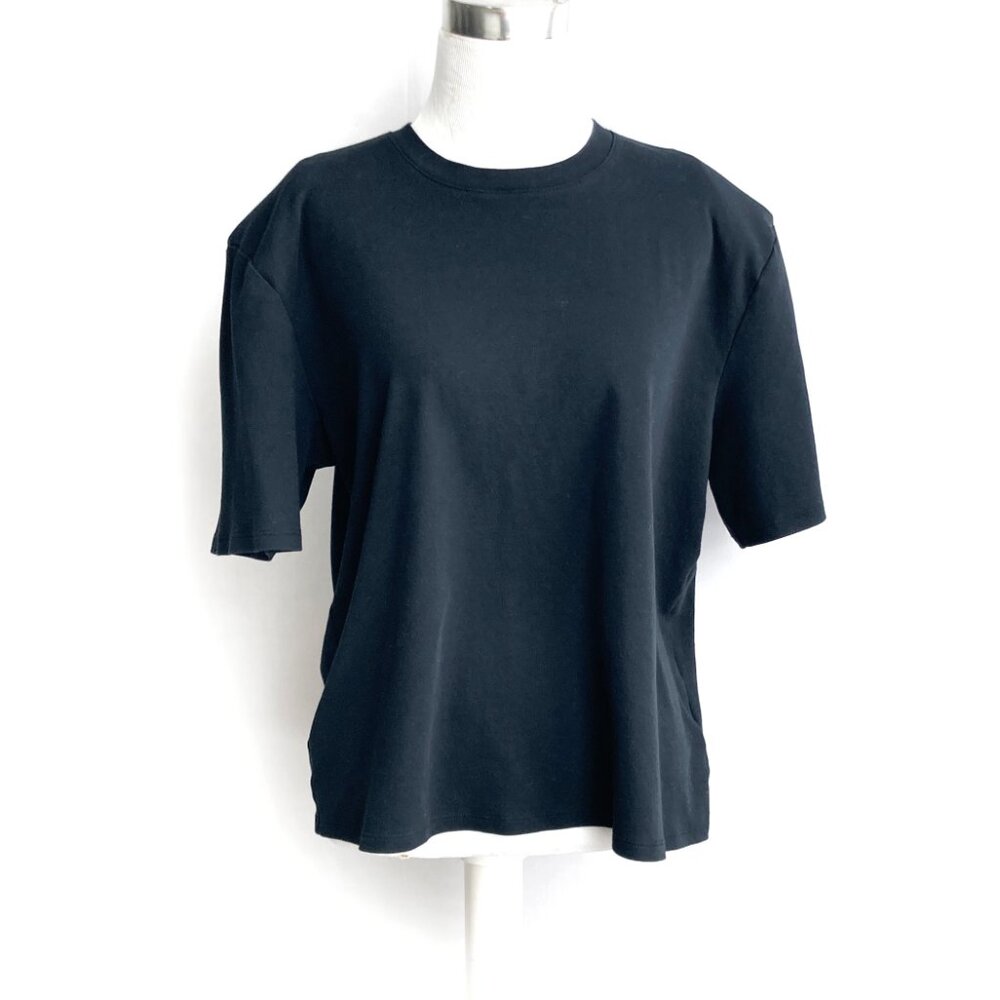 Aritzia Babaton Boxy Cotton Tee with Shoulder Pads